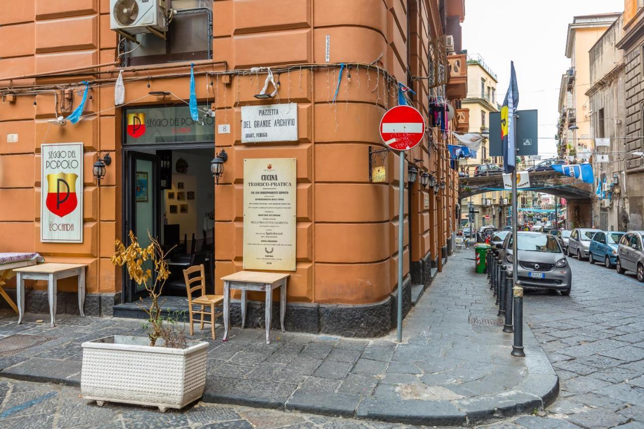 Golden Shell At Historical Center By Napoliapartments Naples