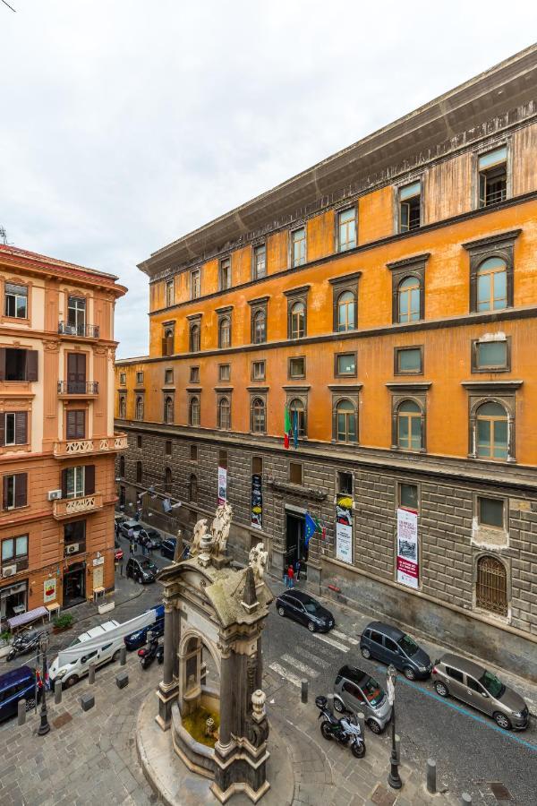 Apartment Golden Shell At Historical Center By Napoliapartments